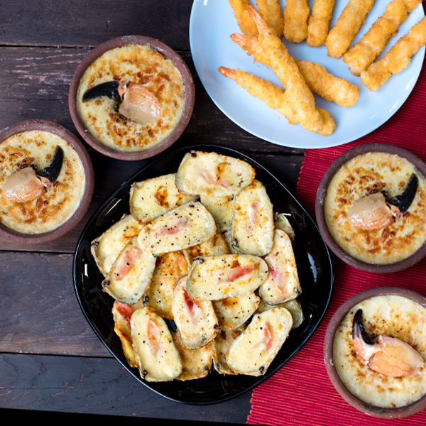 CENA PARA 4. Pasteles de jaiba + machas parmesanas + camarones tempura gigante