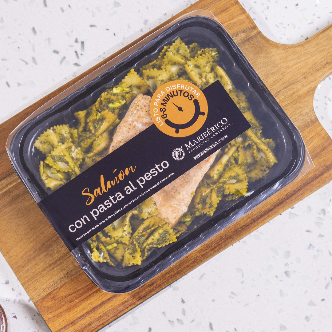 Salmón con Pasta al Pesto